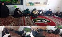  برگزاری کلاس آموزشی در راستای تمرکز بر پیشگیری از گرمازدگی و مدیریت منابع آب در بانوان محفل قرانی