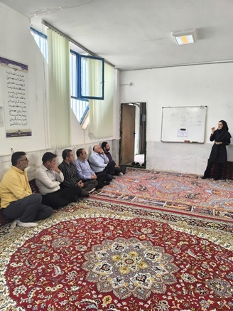  ارتقای سلامت کارکنان کمیته امداد ششتمد در کارگاه آموزشی «ارگونومی و پیشگیری از سرطان»